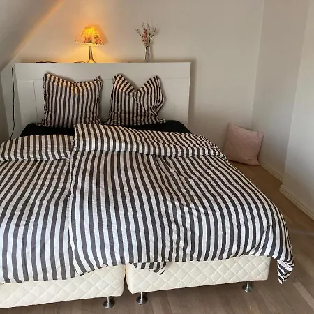 Kallerup Hgard منزل للإقامة ثيستد